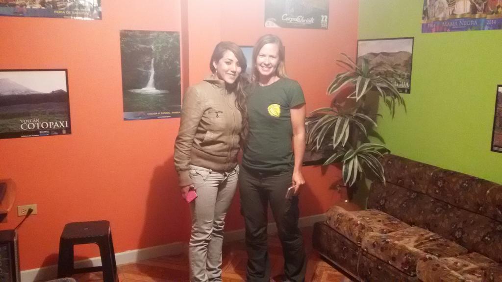 Hostel Sendero De Volcanes ラタクンガ エクステリア 写真