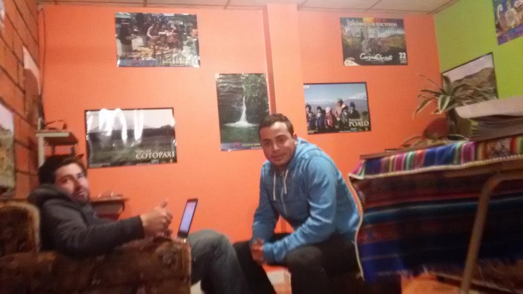 Hostel Sendero De Volcanes ラタクンガ エクステリア 写真
