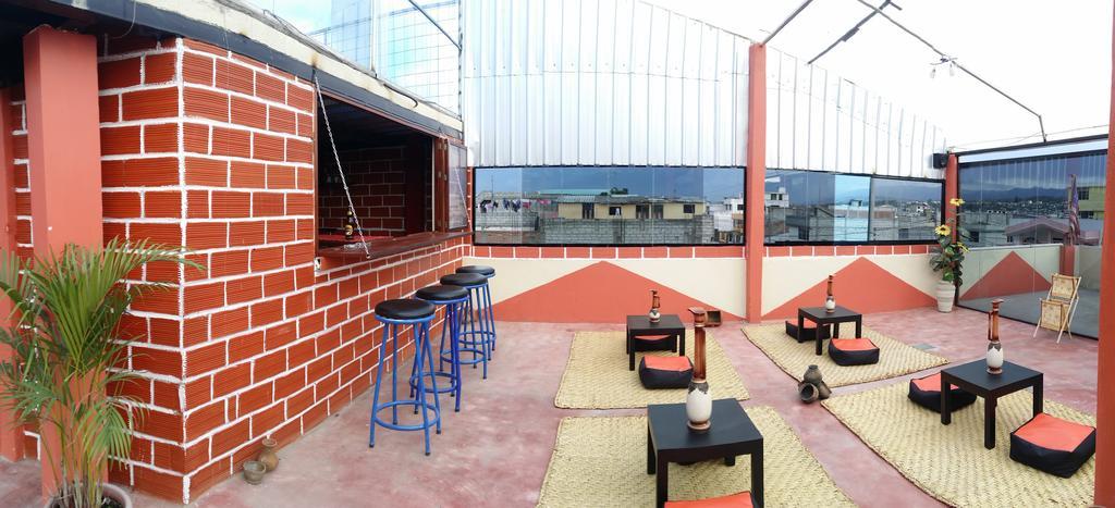 Hostel Sendero De Volcanes ラタクンガ エクステリア 写真